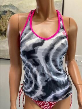 ZeroXposur Gray & White Swirl Tankini Top with Hot Pink Accent size 6 nwt